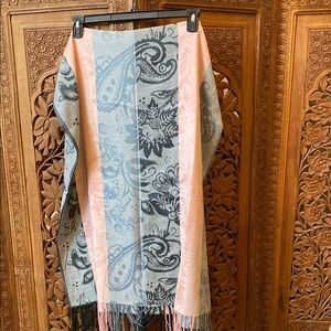 Chic Paisley Scarf with Fringe